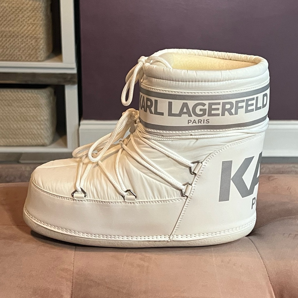 KARL LARGERFEILD WOMENS PAVAN SLIP ON WINTER MOON BOOTS - White 9M / 40B